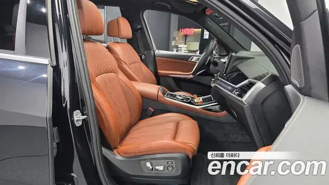 BMW X7 2024 — Photo 11/20