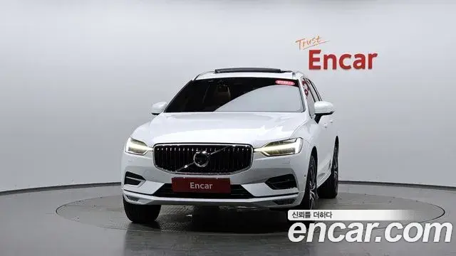 Volvo XC60 2018 — Фото 3/20