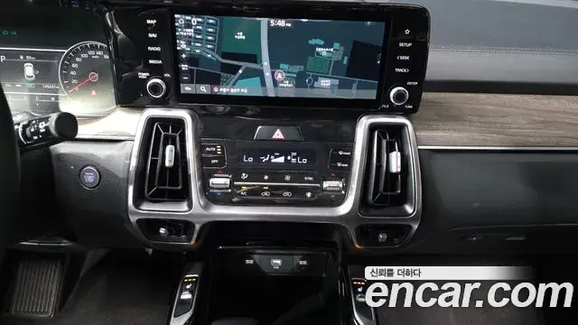 Kia Sorento 2020 — Фото 13/20
