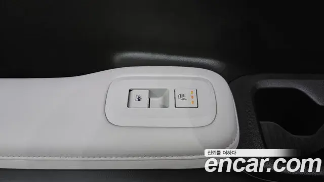 Hyundai Santa Fe 2024 — Photo 19/20