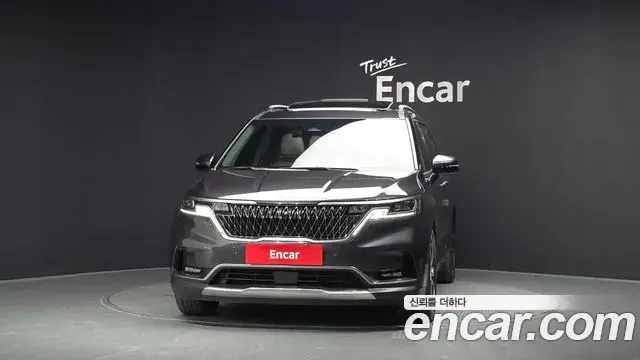 Kia Carnival 2023 — Фото 3/20
