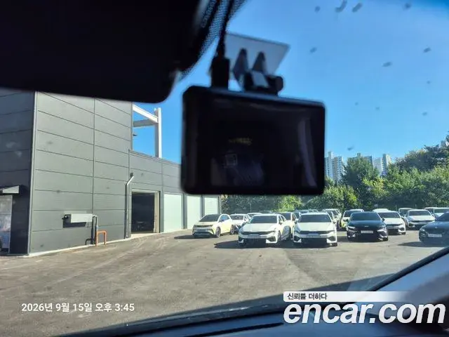 Hyundai Staria 2025 — Photo 11/20