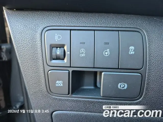 Hyundai Staria 2025 — Photo 14/20