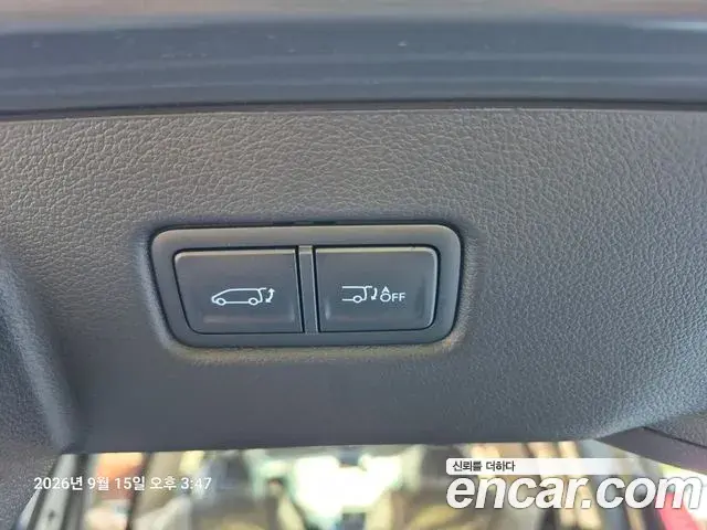 Hyundai Staria 2025 — Photo 19/20
