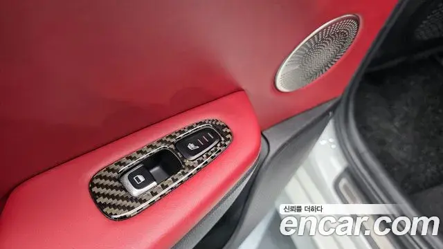 Kia Stinger 2020 — Şəkil 25/41
