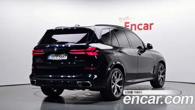 BMW X5 2025 — Фото 2/20