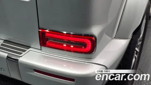 Mercedes-Benz G-Class 2024 — Şəkil 22/38