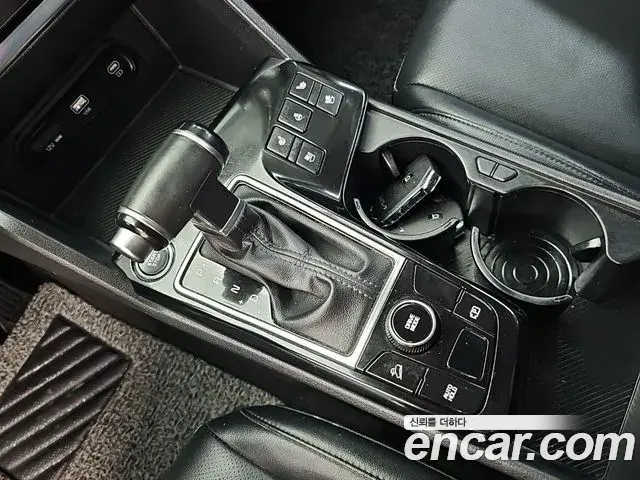 Kia Sportage 2022 — Фото 11/19