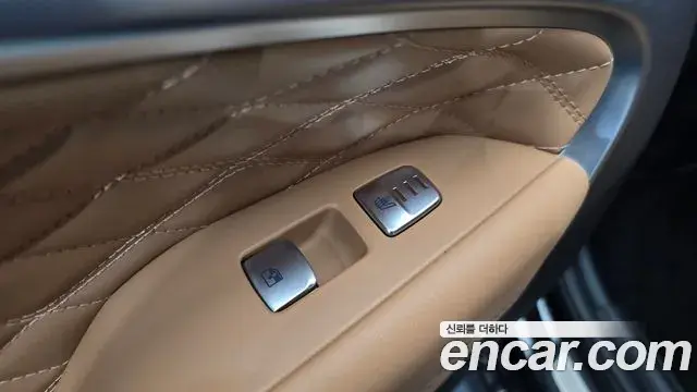 Genesis G70 2022 — Photo 22/36