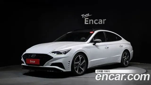 Hyundai Sonata 2020 — Фото 1/20