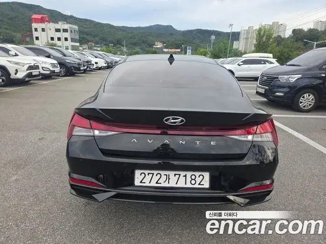 Hyundai Avante 2021 — Фото 3/19