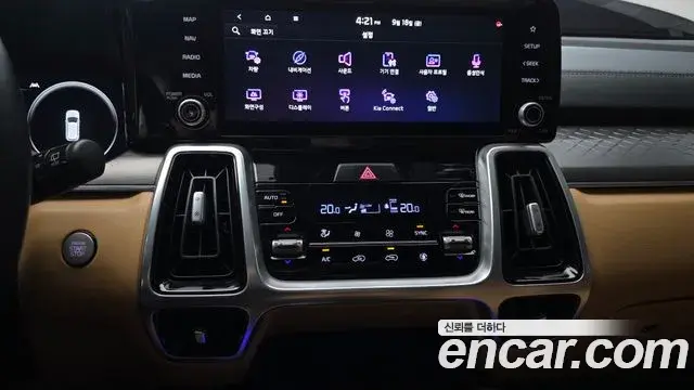 Kia Sorento 2021 — Фото 14/20