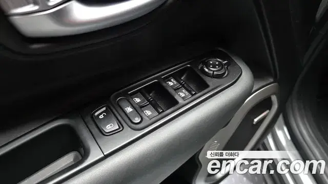 Jeep Renegade 2021 — Şəkil 14/32