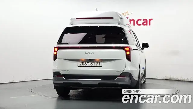 Kia Carnival 2025 — Photo 15/33