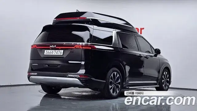 Kia Carnival 2022 — Фото 2/20