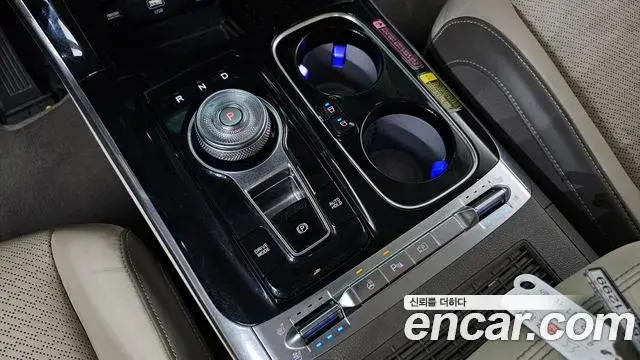 Kia Carnival 2022 — Фото 9/20
