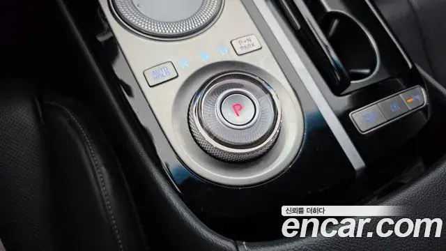 Genesis Electrified G80 2021 — Фото 9/20