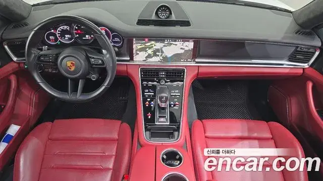 Porsche Panamera 2021 — Фото 7/20