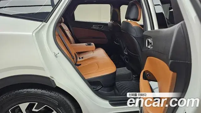 Kia Sportage 2023 — Фото 11/20