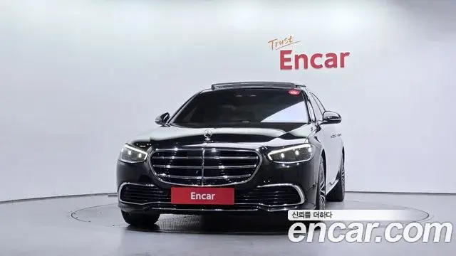 Mercedes-Benz S-Class 2021 — Photo 13/36