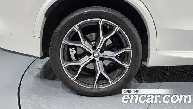 BMW X5 2024 — Photo 5/20