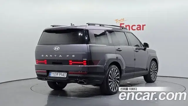 Hyundai Santa Fe 2024 — Photo 2/20