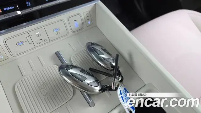 Hyundai Santa Fe 2024 — Photo 15/20