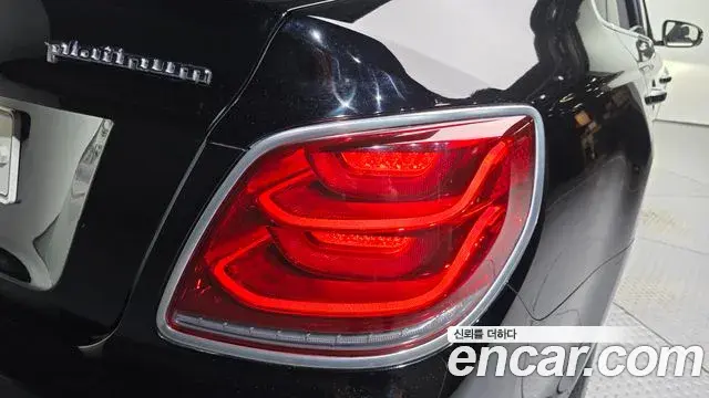 Kia The K9 2019 — ფოტო 14/35
