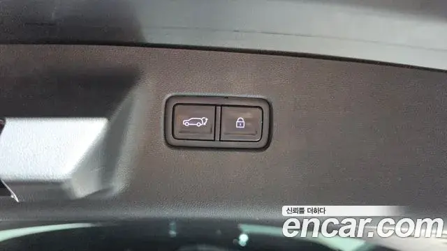 Hyundai Santa Fe 2024 — Фото 20/20