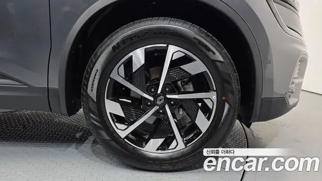 Renault Samsung QM6 2025 — ფოტო 8/32