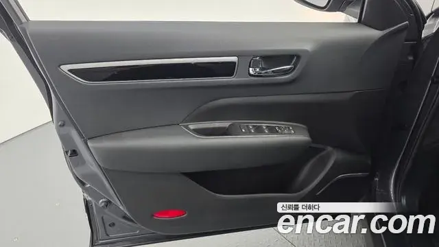 Renault Samsung QM6 2025 — ფოტო 25/32