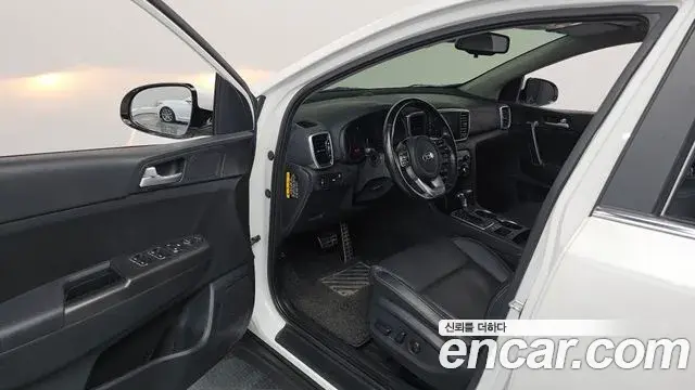 Kia Sportage The Bold 2019 — Фото 10/20