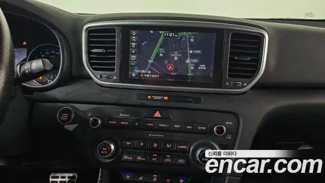 Kia Sportage The Bold 2019 — Фото 13/20