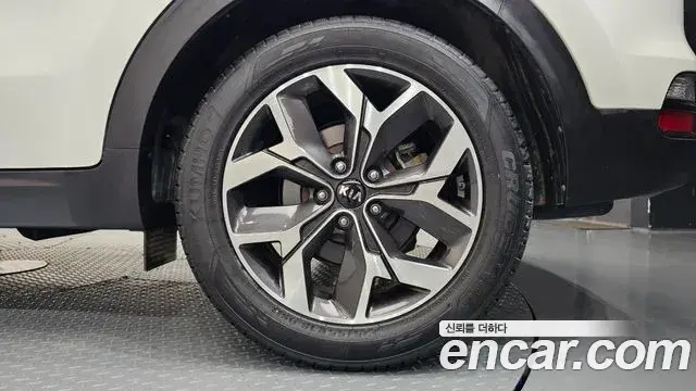 Kia Sportage The Bold 2019 — Photo 3/35