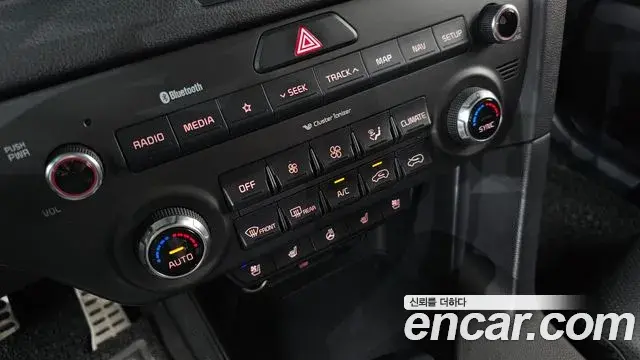 Kia Sportage The Bold 2019 — Photo 17/35