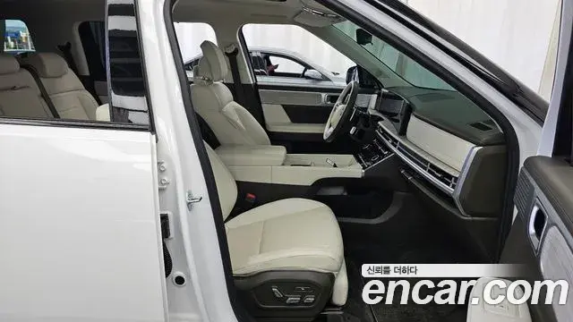 Hyundai Santa Fe 2023 — Şəkil 11/20