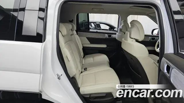 Hyundai Santa Fe 2023 — Şəkil 12/20