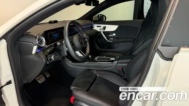 Mercedes-Benz CLA-Class 2026 — Photo 19/20