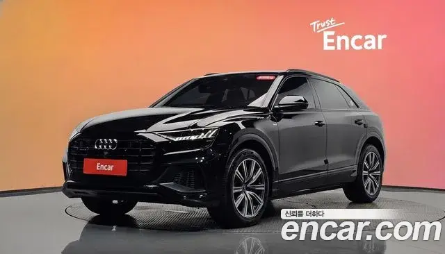 Audi Q7 2021 — Фото 1/20