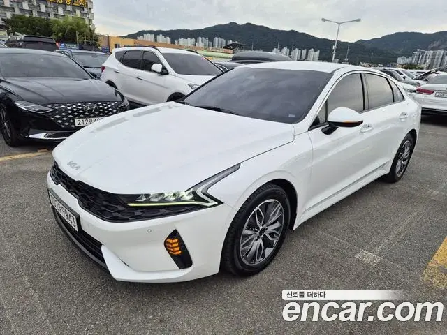 Kia K5 2022 — Photo 2/20