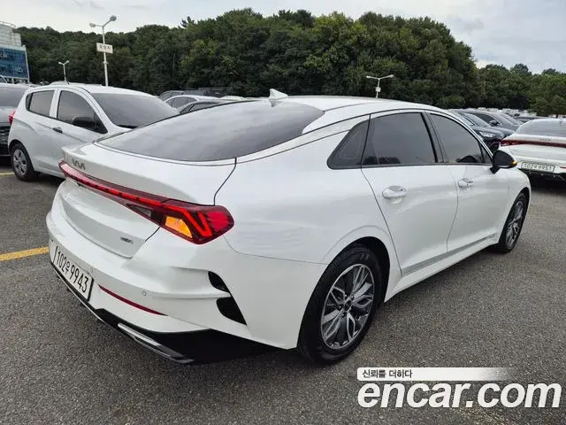 Kia K5 2022 — Photo 18/20