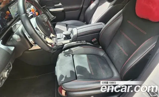 Mercedes-Benz GLB-Class 2022 — Фото 5/8