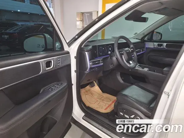 Hyundai Santa Fe 2023 — Фото 19/20