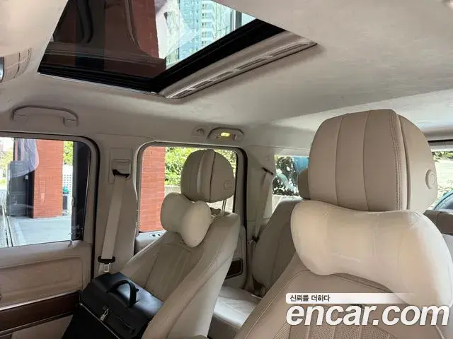 Mercedes-Benz G-Class 2023 — Фото 5/10