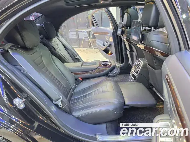Mercedes-Benz S-Class 2019 — Фото 17/20