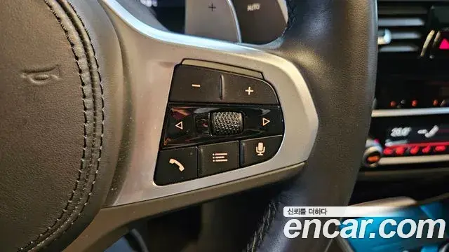 BMW 5 Series 2023 — Photo 13/20