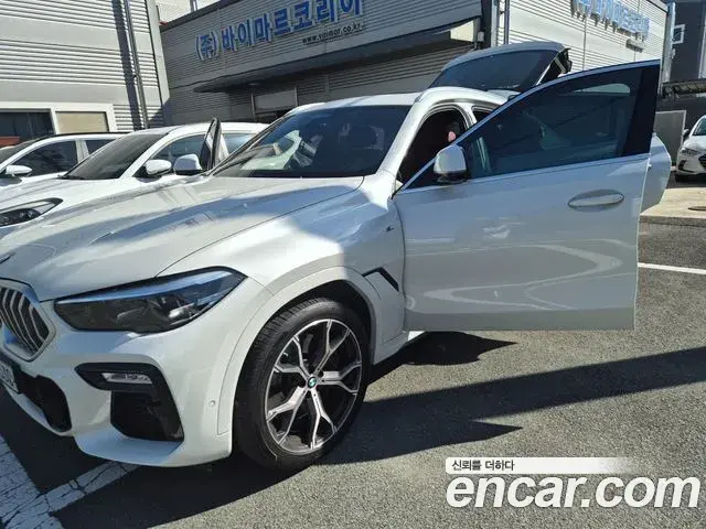 BMW X6 2020 — Фото 14/14