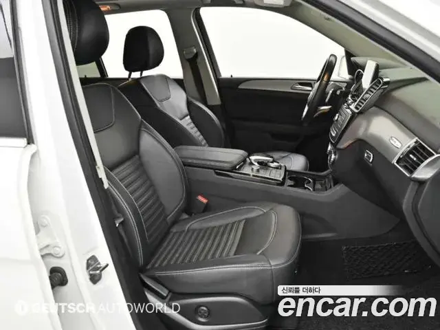Mercedes-Benz GLE-Class 2018 — Фото 9/20