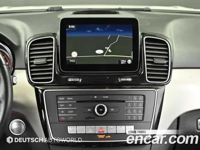 Mercedes-Benz GLE-Class 2018 — Фото 14/20