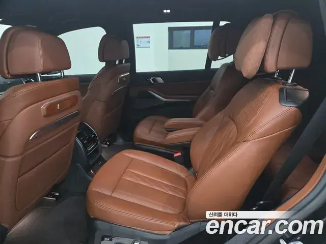 BMW X7 2025 — Şəkil 8/20